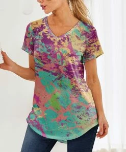 Nanu Green & Purple Brushstroke Hacci V-Neck Curved-Hem Tee - Plus