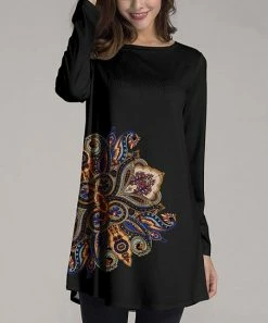 Nanu Black Medallion Long-Sleeve Tunic - Plus