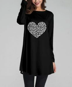 Nanu Black & White Leopard Heart Long-Sleeve Tunic - Women & Plus