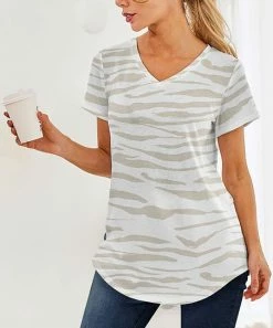 Nanu White & Khaki Zebra V-Neck Curved-Hem Tee - Women